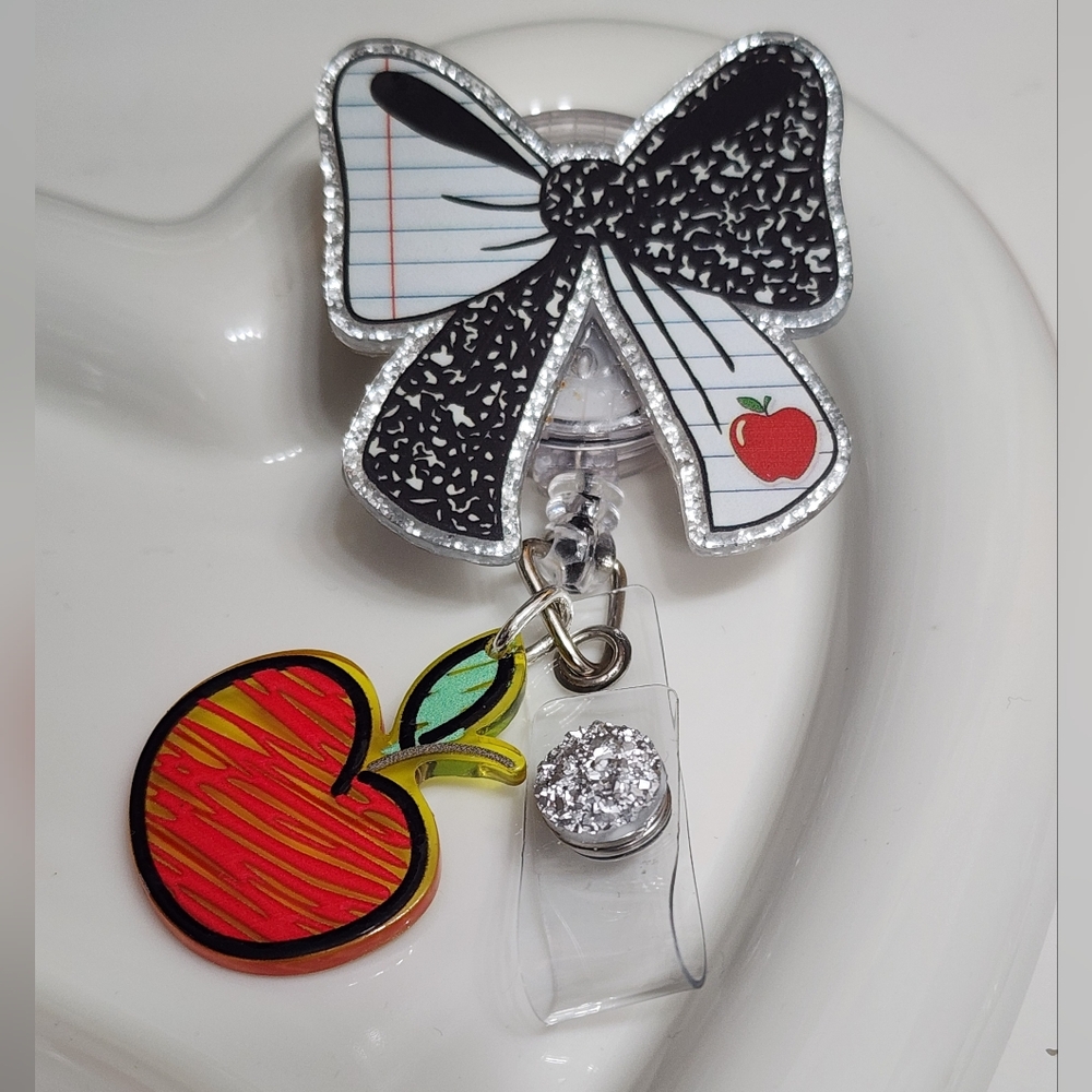 Teacher‎ Badge Reel Bow Teaching Apple ID Holder Alligator Clip Retractable